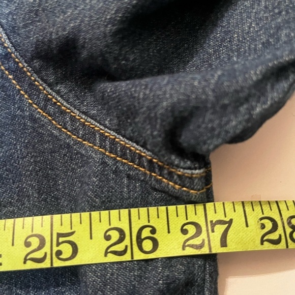 Levi’s Red Tab Men's Denim Button-up Shirt Size Large - Medium Wash Loose Fit - Picture 7 of 8